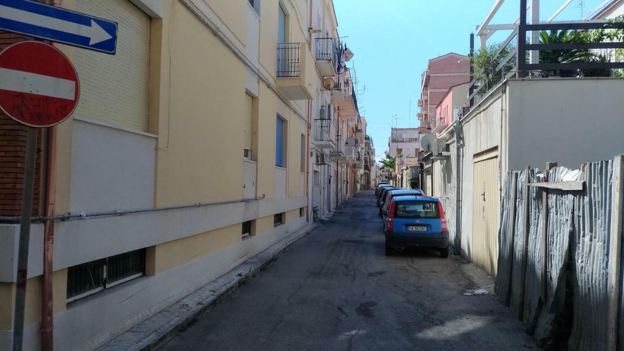 Casa Chiara Imbarco Isole Tremiti Villa Termoli Buitenkant foto